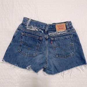 Vintage 550 Levi’s Relaxed Jean Shorts